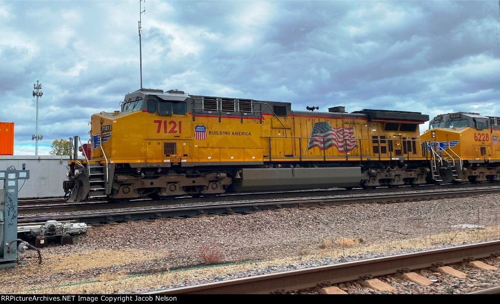 UP 7121
